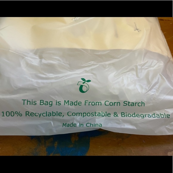 ACH silicone stretch lids, 6 total, 3 sizes - Picture 6 of 7